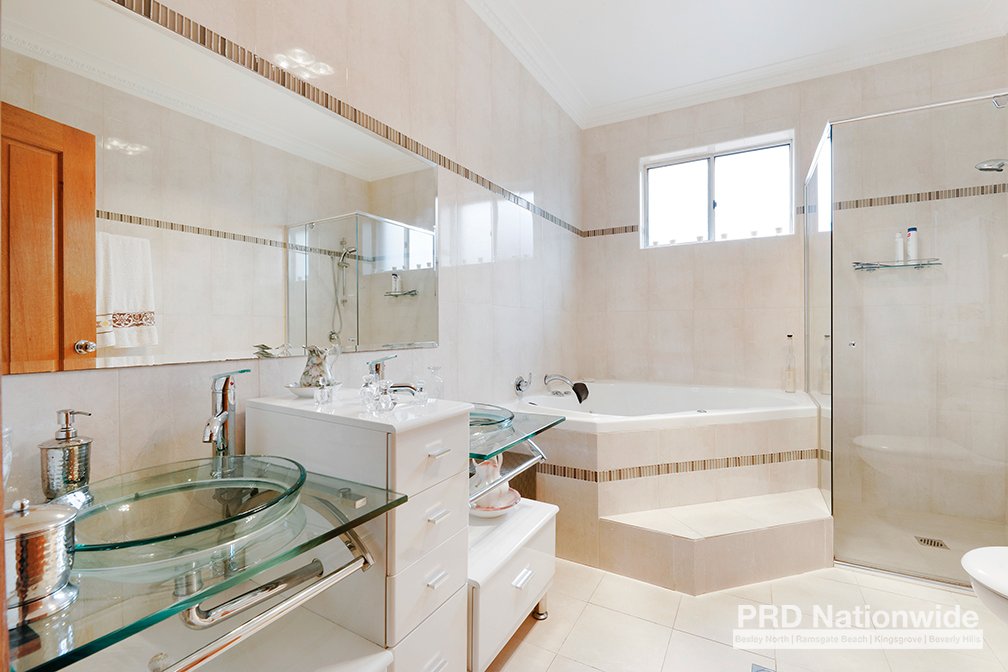 60 Cooloongatta Road BEVERLY HILLS 6