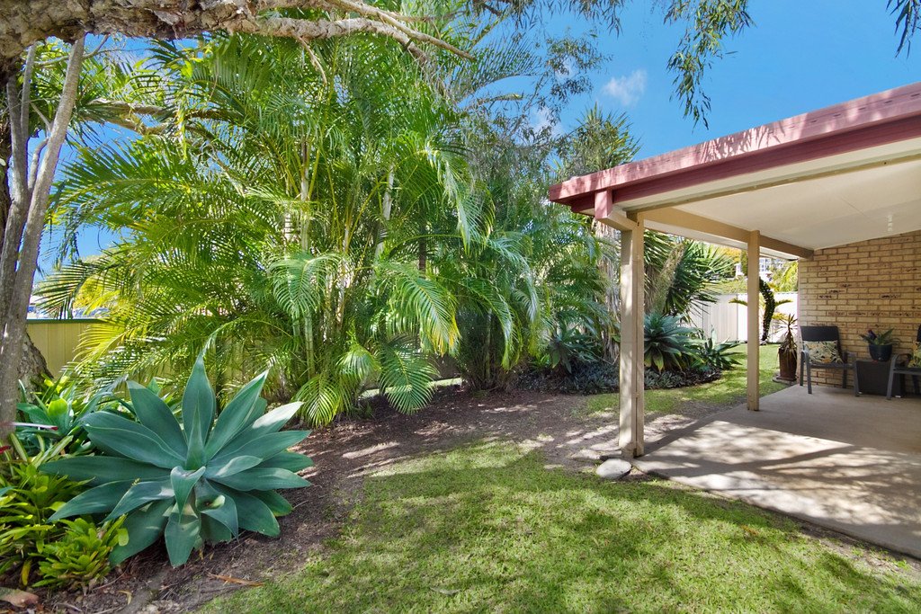60 Covent Gardens Way BANORA POINT 9