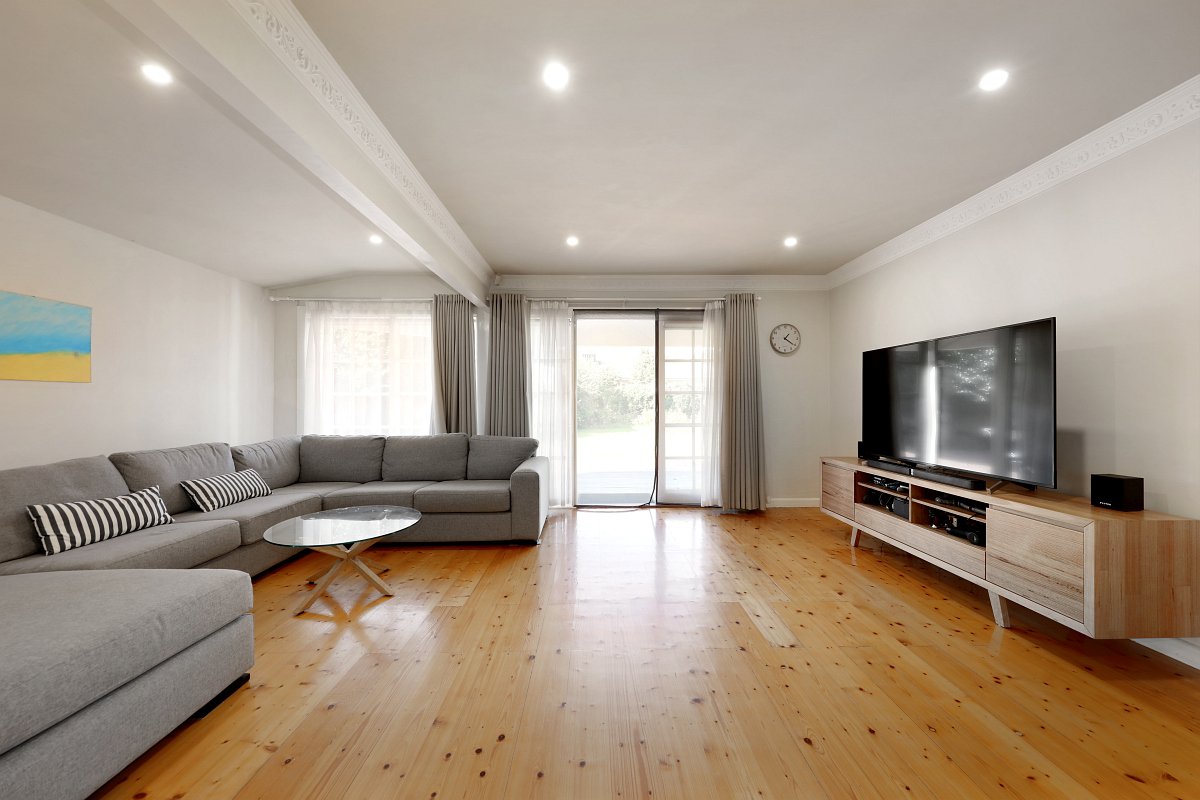 Gallery: 60 Cummins Road