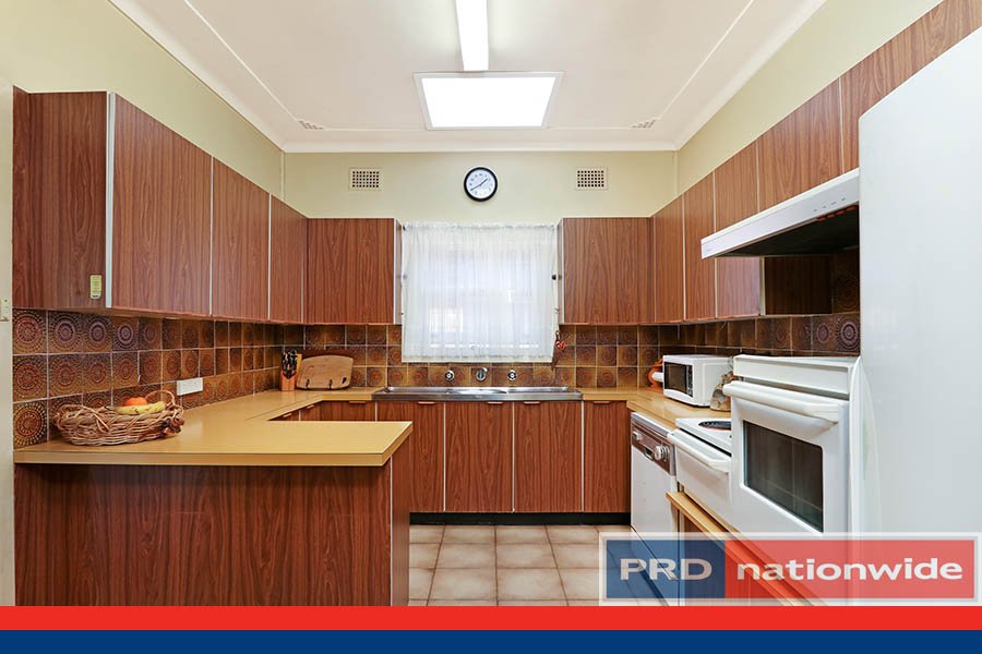 60 East Crescent HURSTVILLE GROVE 5