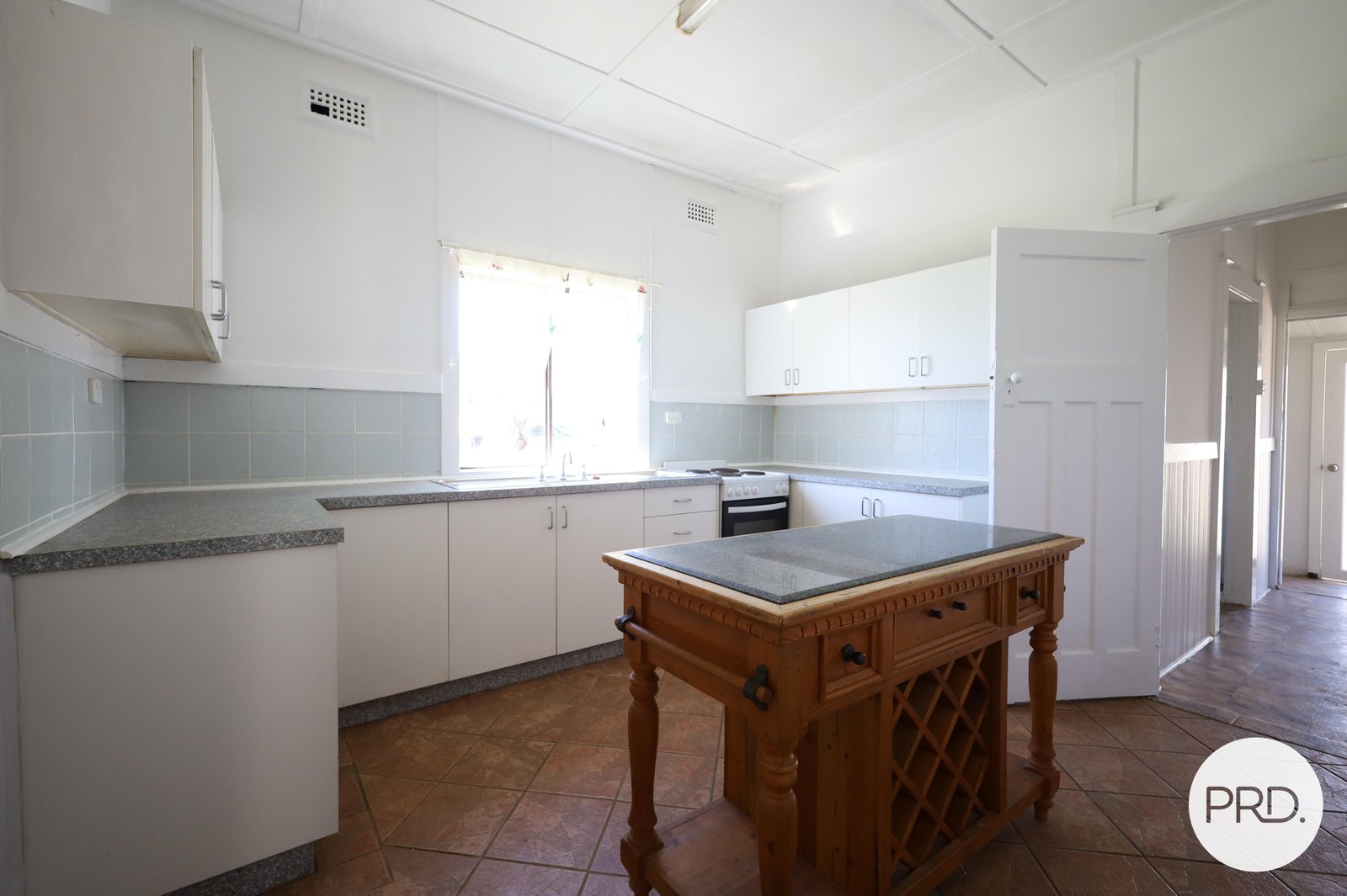 60 Endsleigh Ave  ORANGE 2