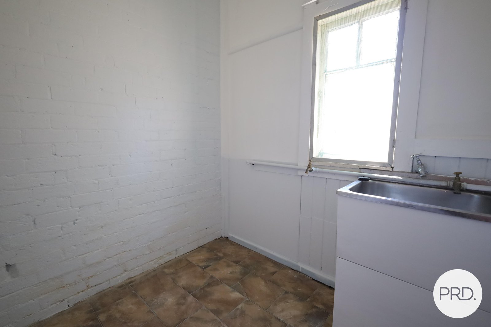 60 Endsleigh Ave  ORANGE 7