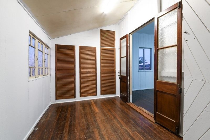 60 Faust Street PROSERPINE 4