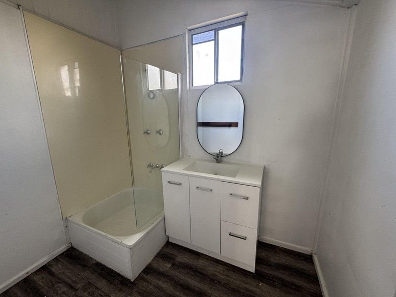 60 Faust Street PROSERPINE 9