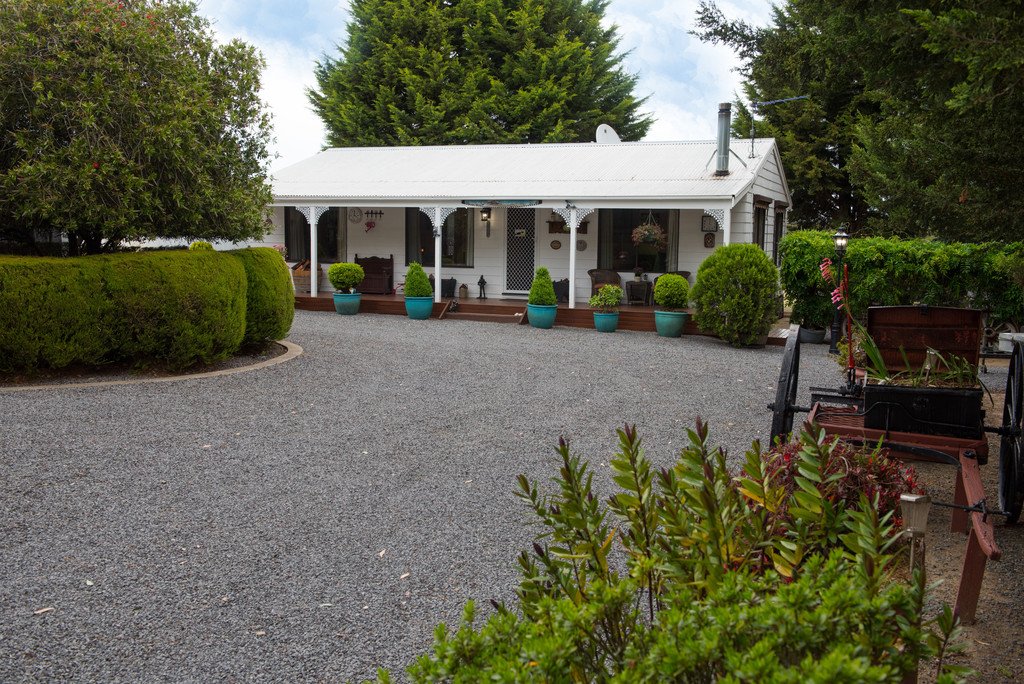 60 Ferrers Road DEREEL 2