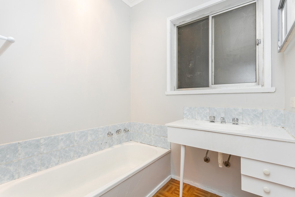 60 Golf Course Road ASCOT 7