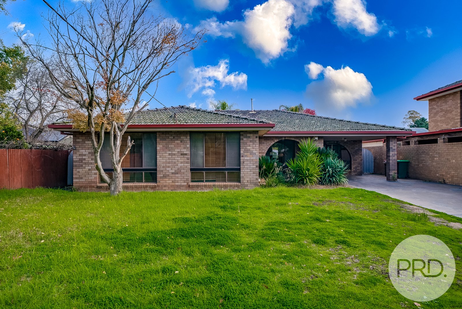 60 Graham Street LAKE ALBERT 1