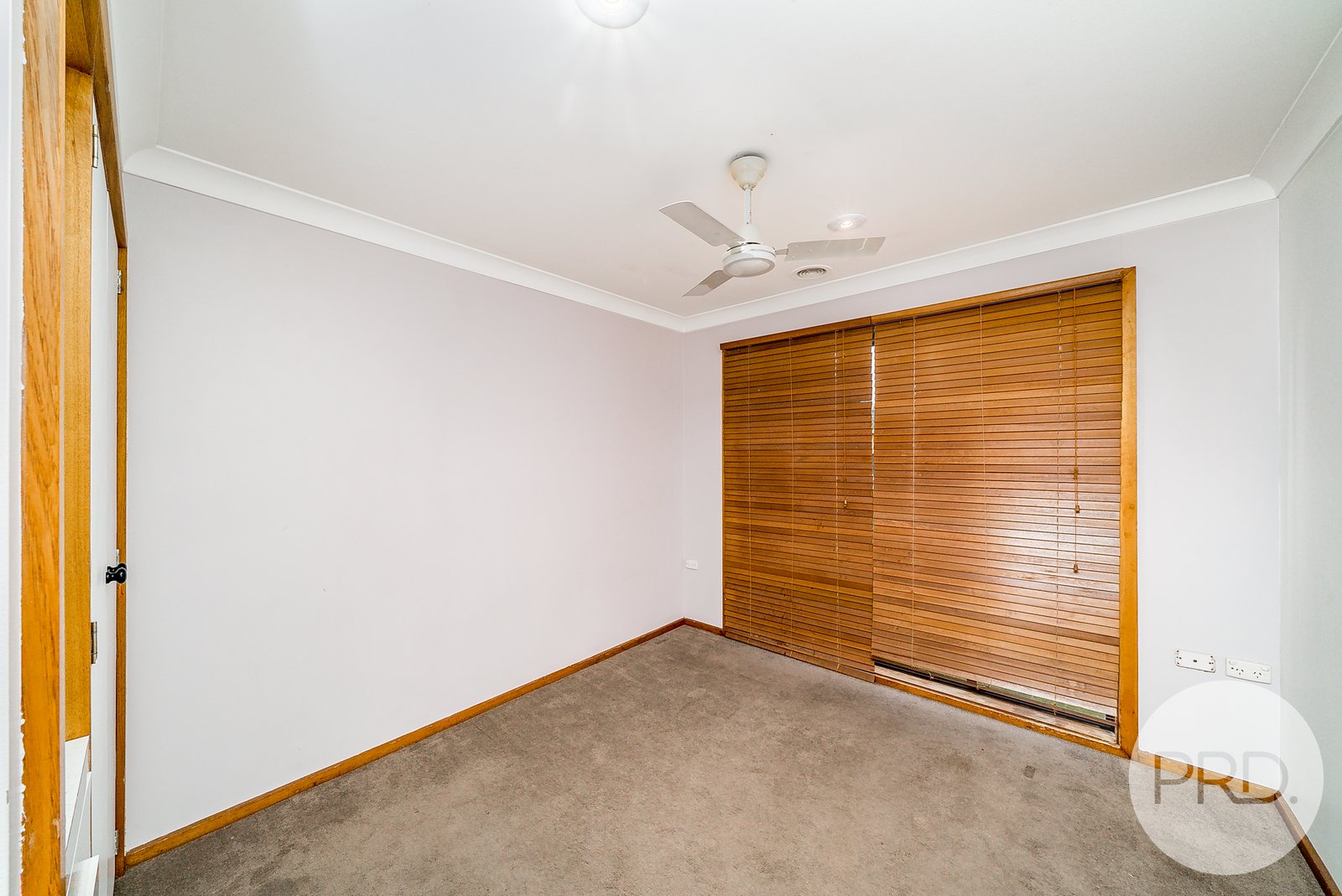 60 Graham Street LAKE ALBERT 6