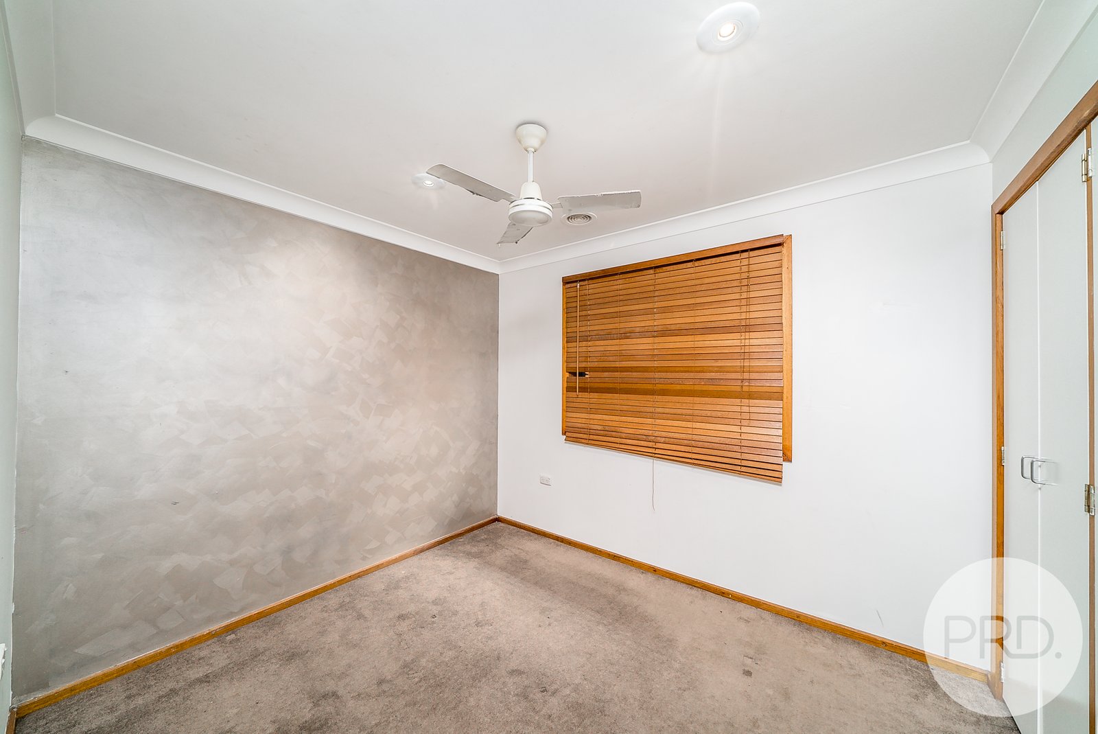 60 Graham Street LAKE ALBERT 8