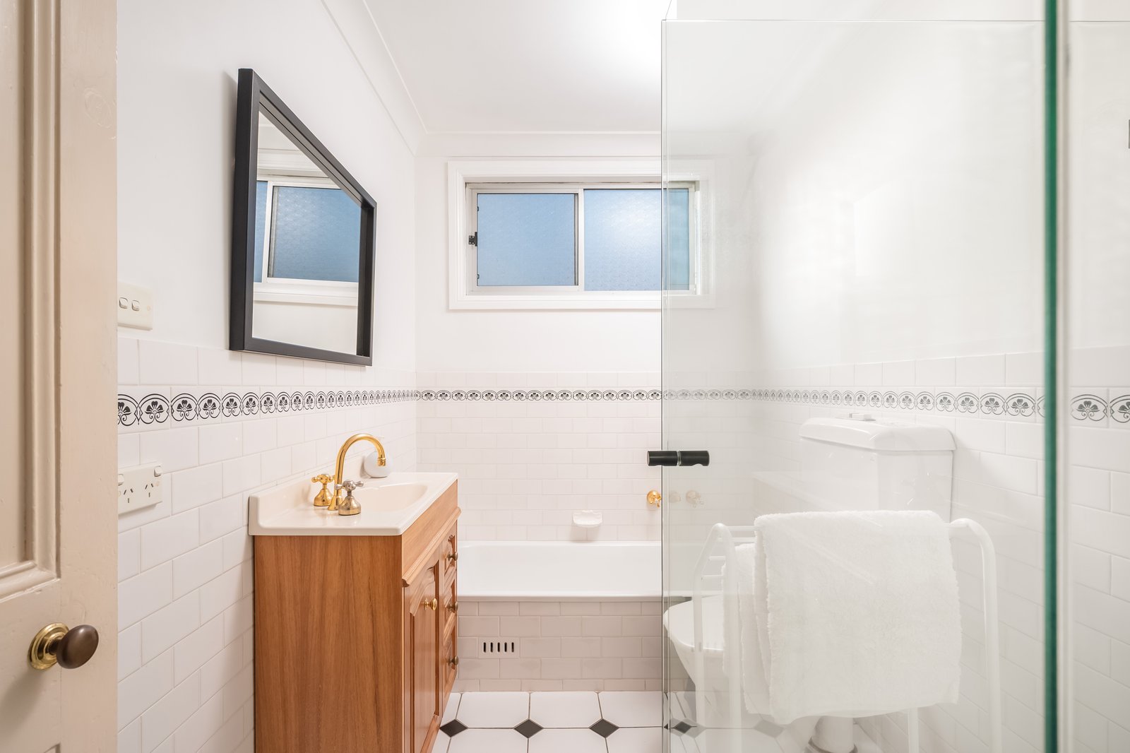 60 High Street EAST MAITLAND 12