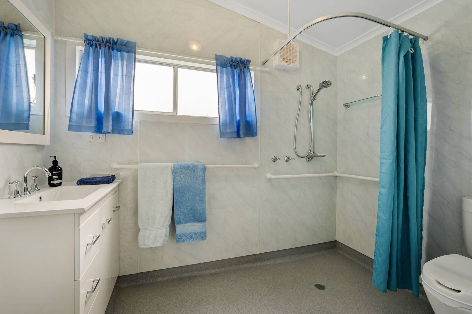 Real Estate and Property in 60 Hutton Street, Kyneton, VIC