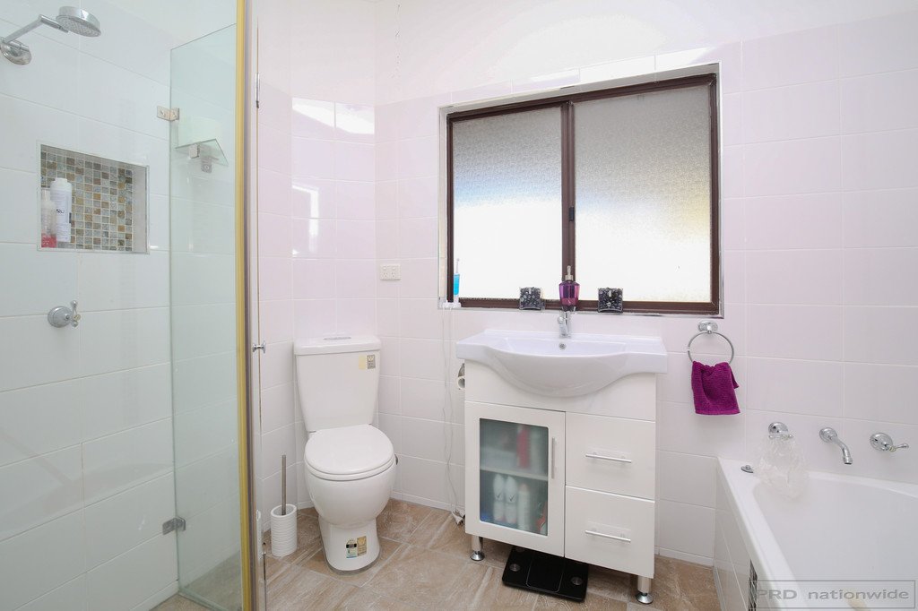 60 Kent Street GRETA 11