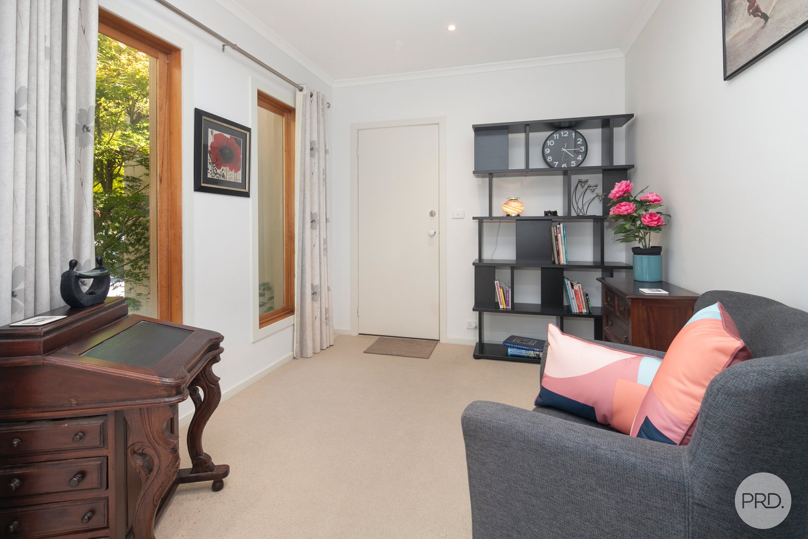 60 Lake Gardens Avenue LAKE GARDENS 3