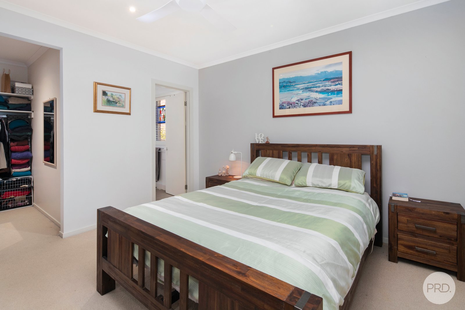 60 Lake Gardens Avenue LAKE GARDENS 4