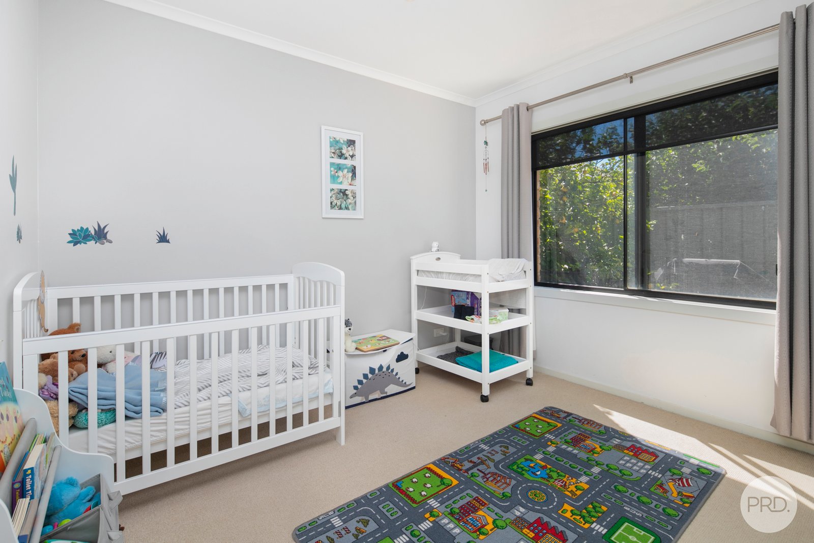 60 Lake Gardens Avenue LAKE GARDENS 12