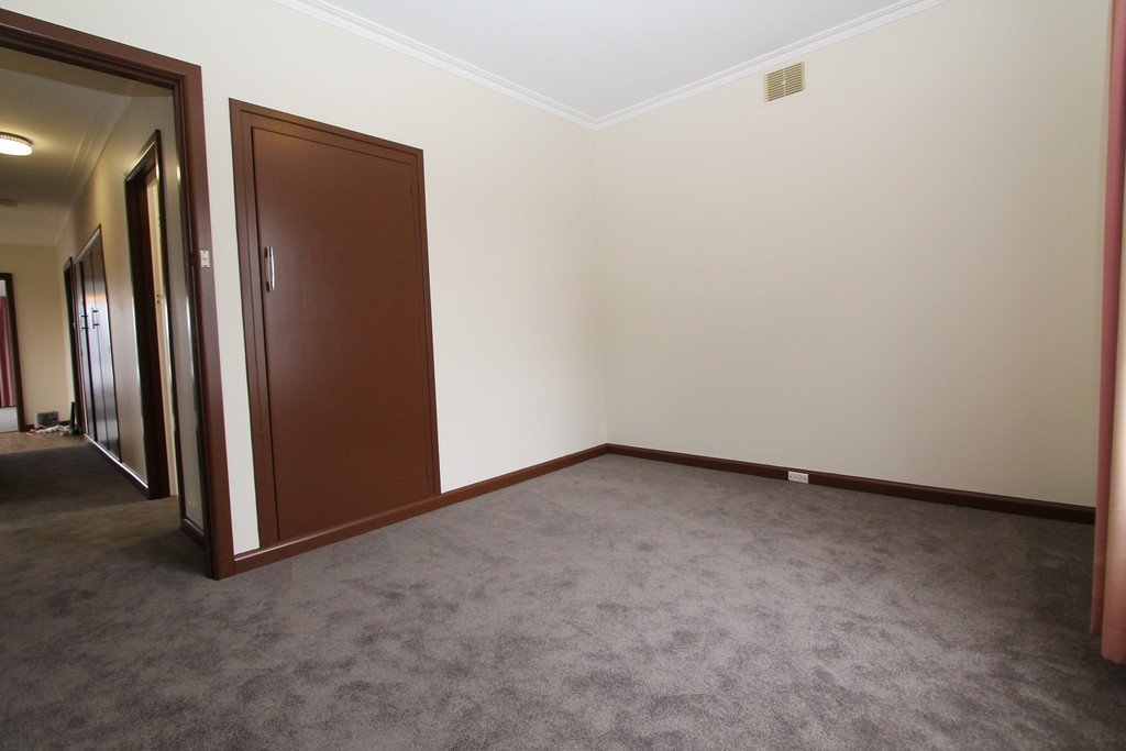 60 Lake Street WENDOUREE 7