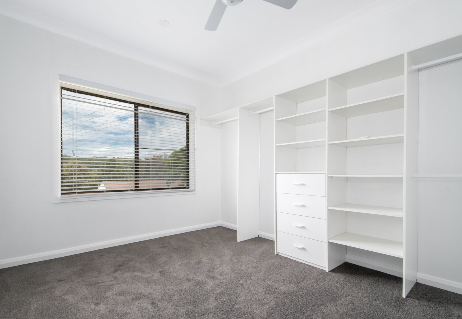 60 Laver Road DAPTO 6