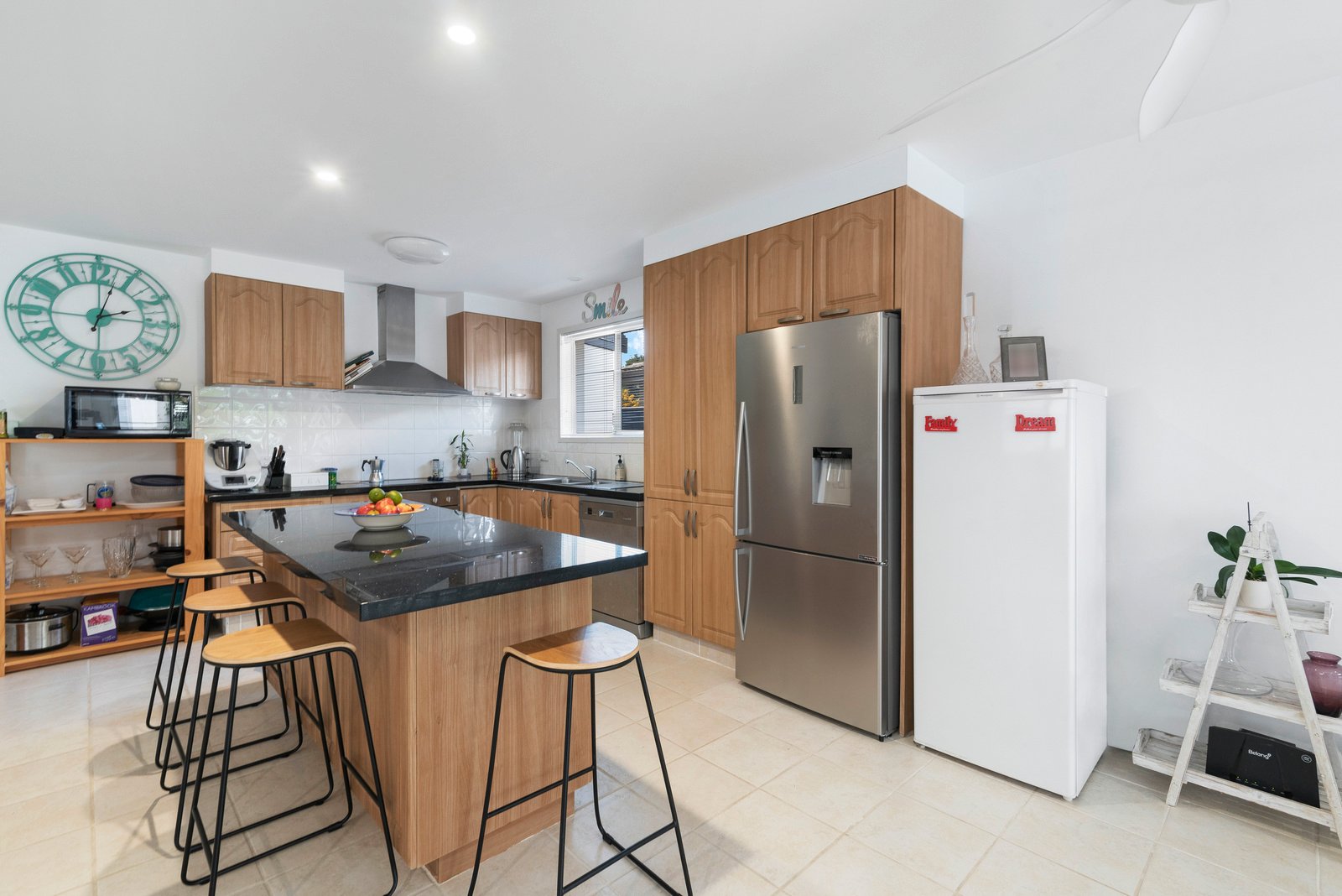 60 Leyte Avenue PALM BEACH 4