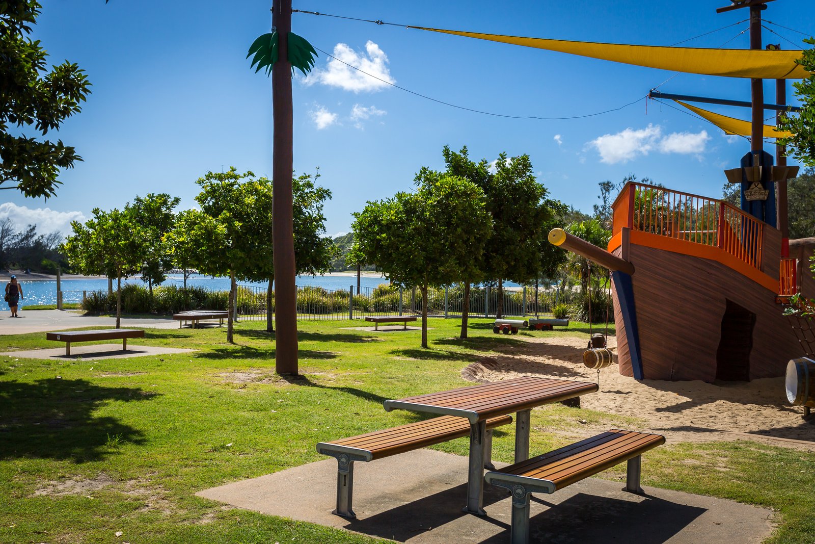 60 Leyte Avenue PALM BEACH 18