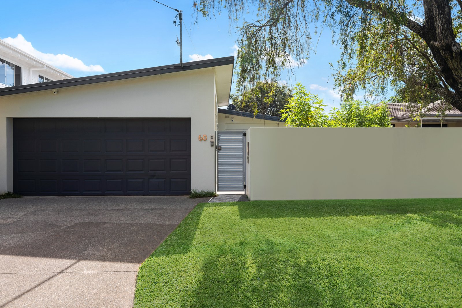 60 Leyte Avenue PALM BEACH 2