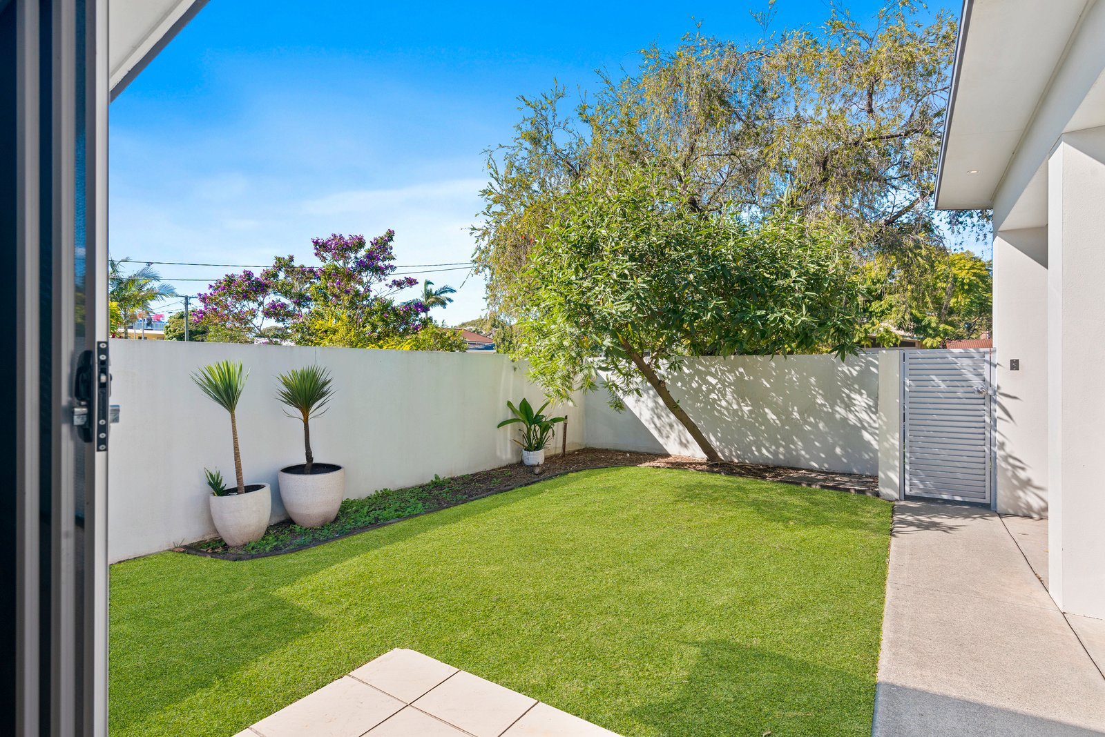 60 Leyte Avenue PALM BEACH 6