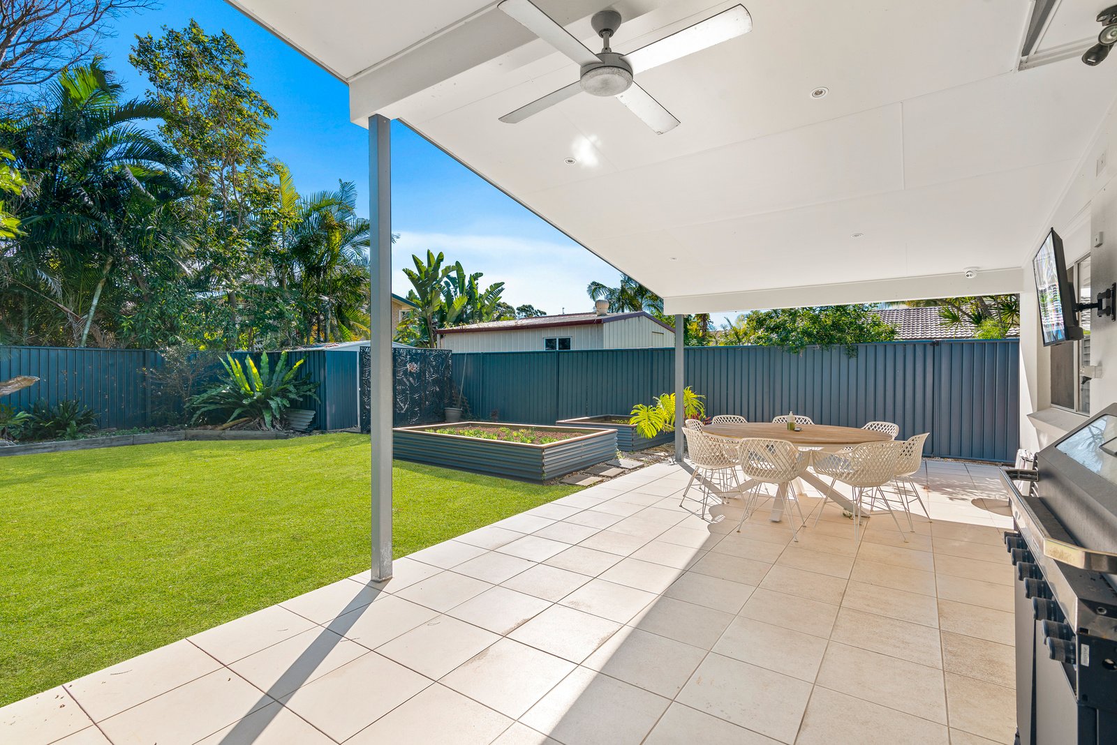 60 Leyte Avenue PALM BEACH 8