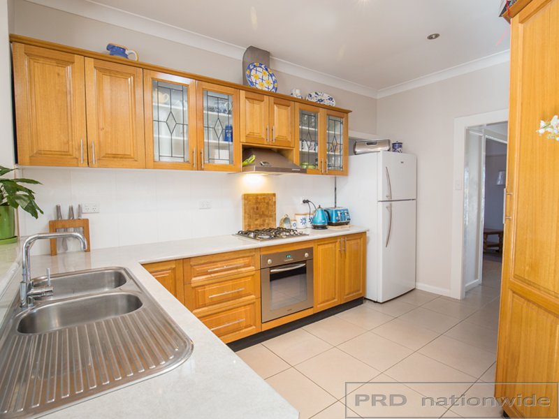 60 Lindesay Street EAST MAITLAND 2