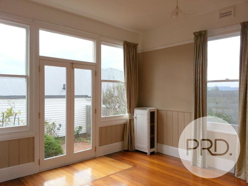 60 Lord Street SANDY BAY 3