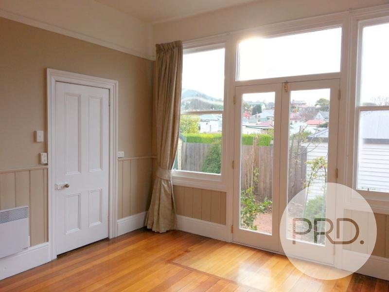 60 Lord Street SANDY BAY 4