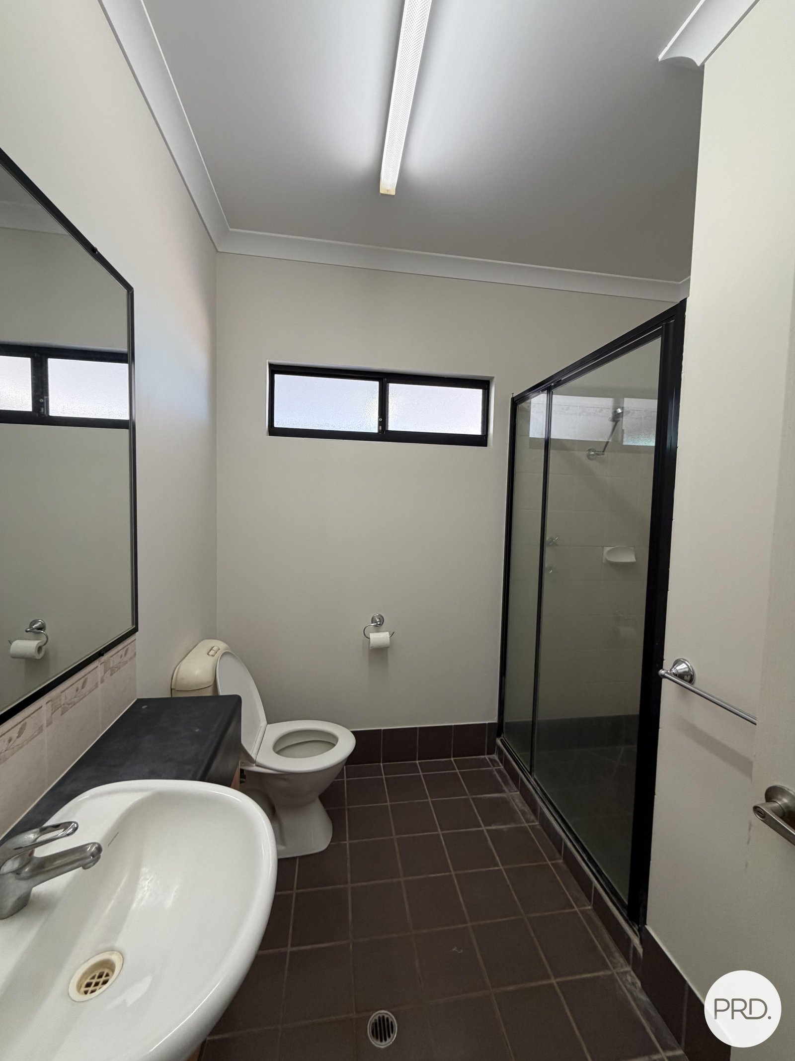 60 Lorikeet Drive DJUGUN 11