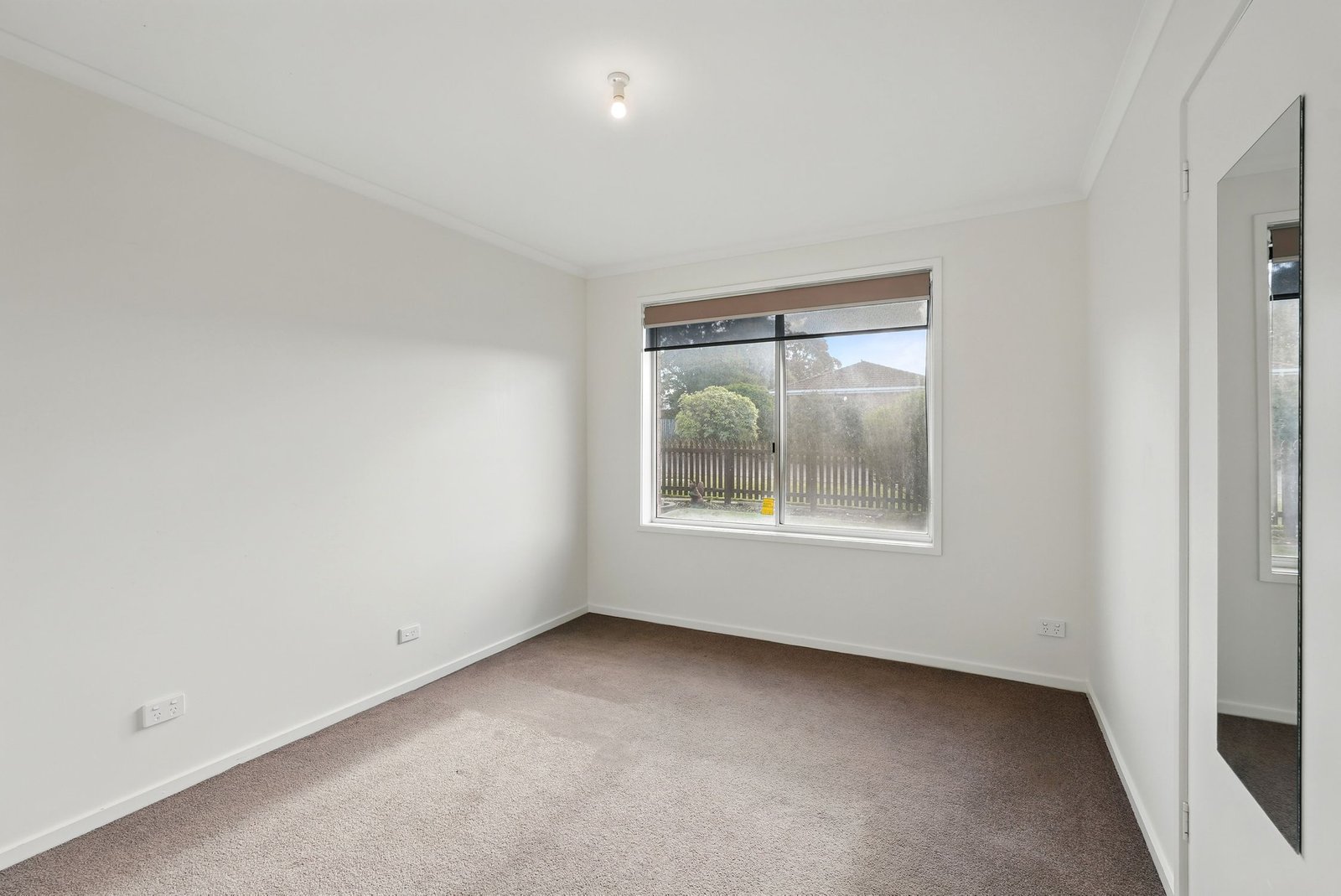 60 Lucinda Parade LUTANA 11