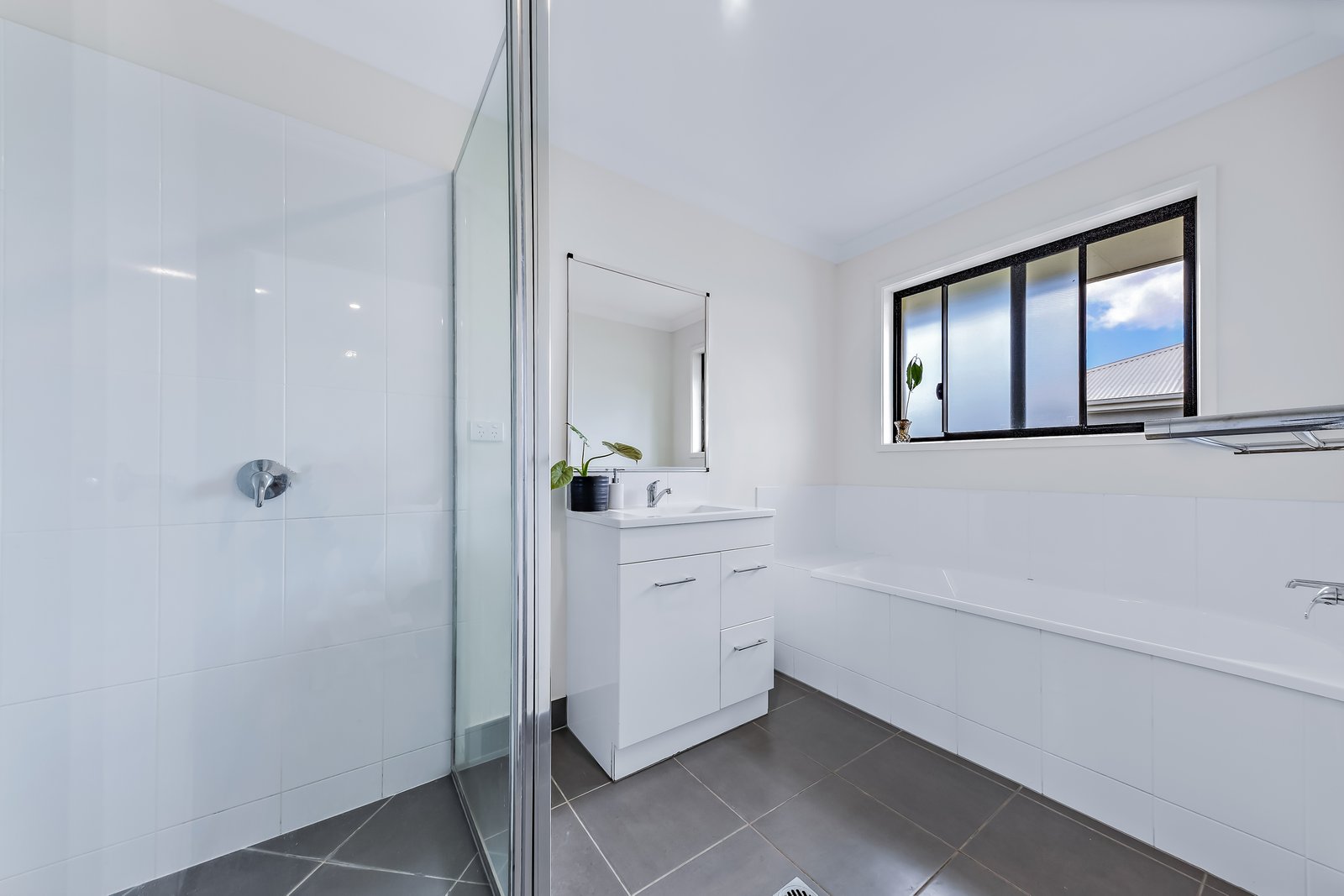 60 Macarthur Drive CANNONVALE 10