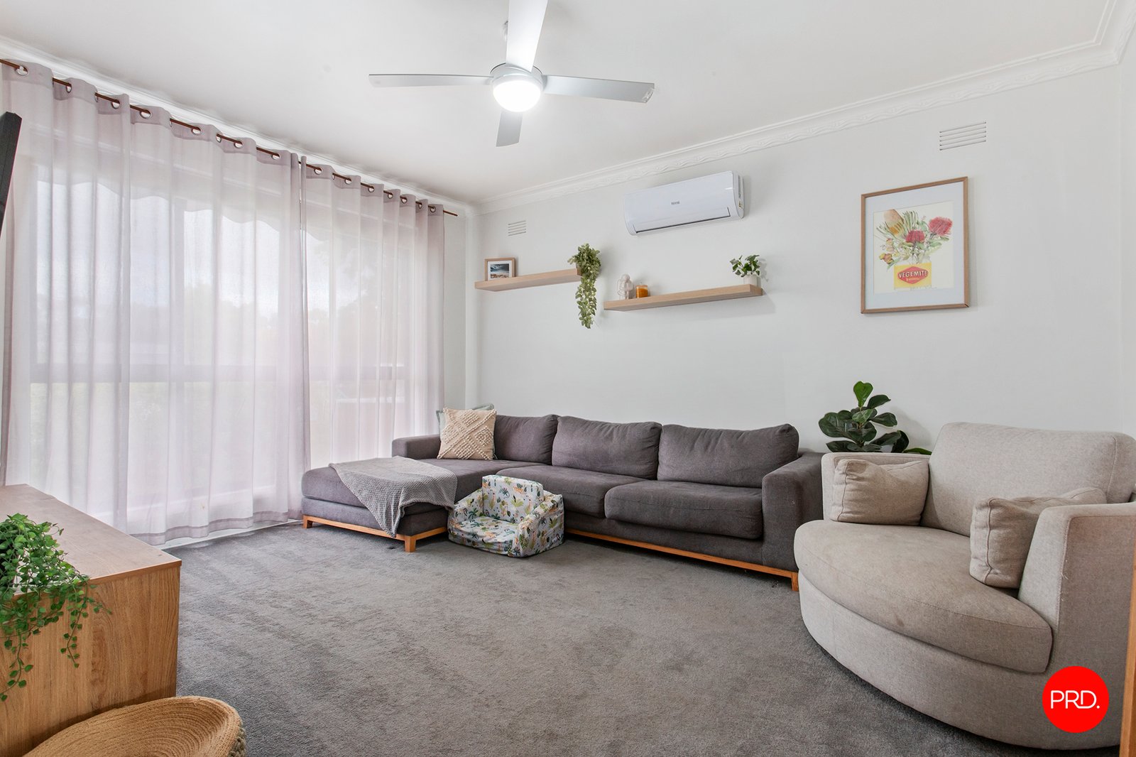 60 Mackenzie Street West  GOLDEN SQUARE 4