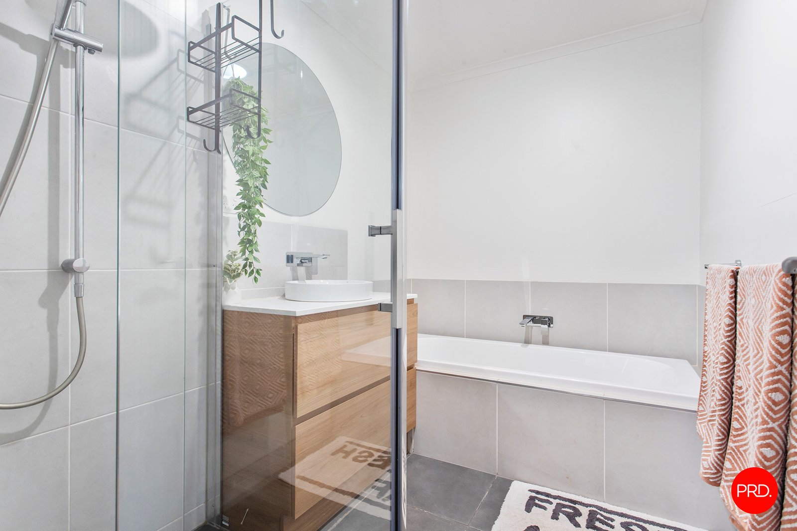 60 Mackenzie Street West  GOLDEN SQUARE 12