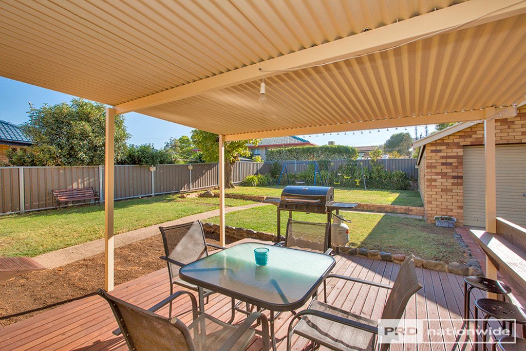 60 Manilla Road TAMWORTH 17