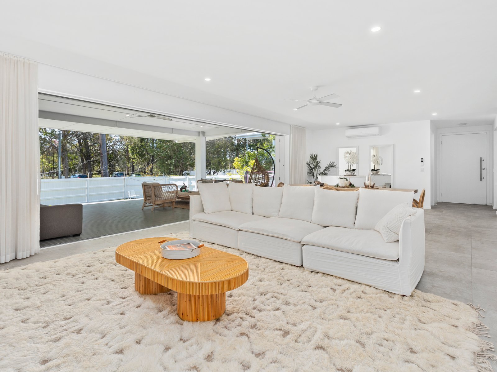 60 Michel Drive CURRUMBIN WATERS 4