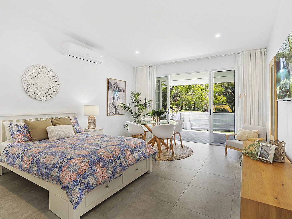 60 Michel Drive CURRUMBIN WATERS 18