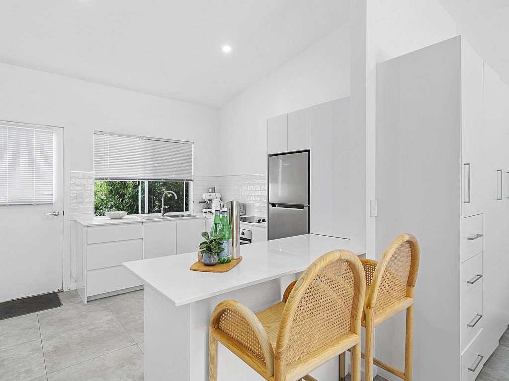 60 Michel Drive CURRUMBIN WATERS 19