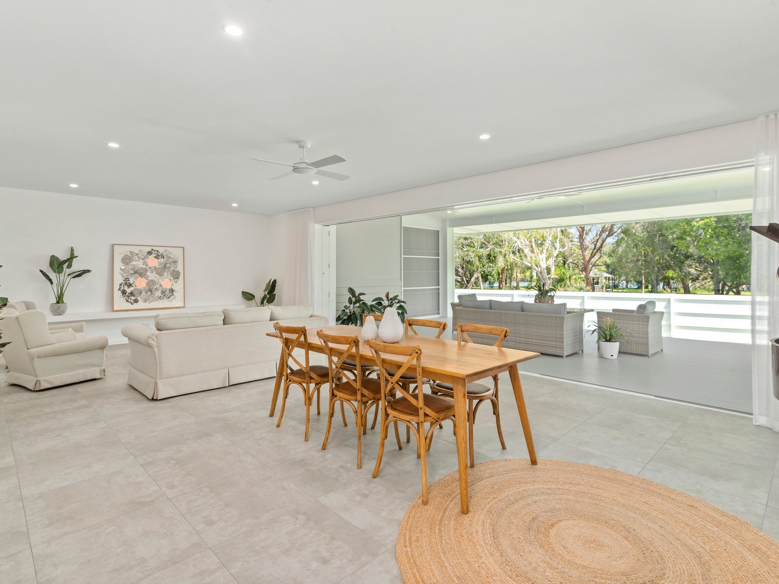 60 Michel Drive CURRUMBIN WATERS 3