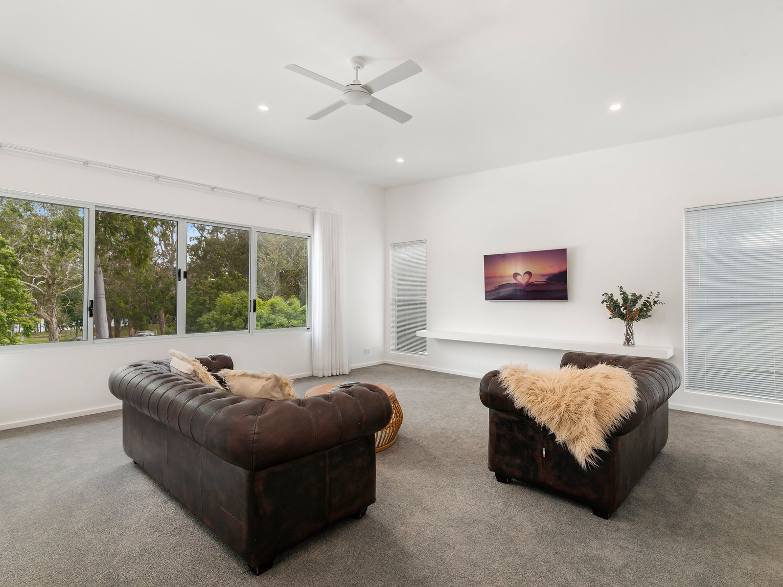 60 Michel Drive CURRUMBIN WATERS 11