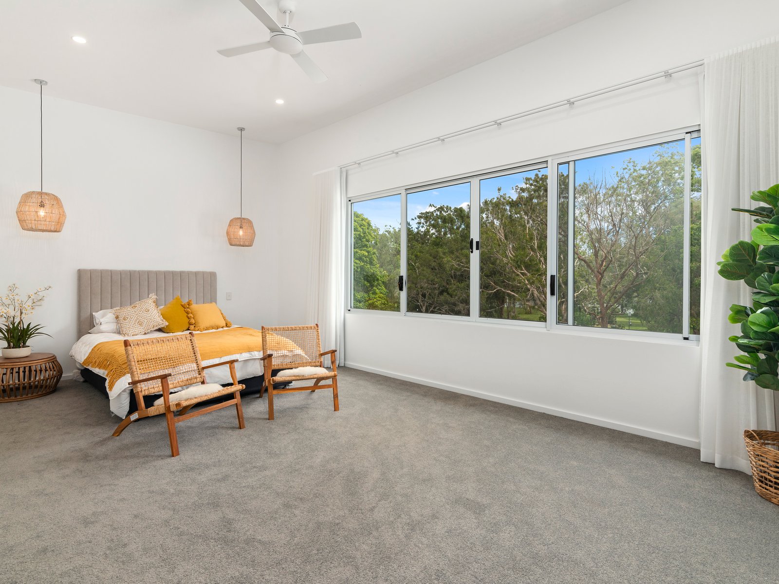 60 Michel Drive CURRUMBIN WATERS 12