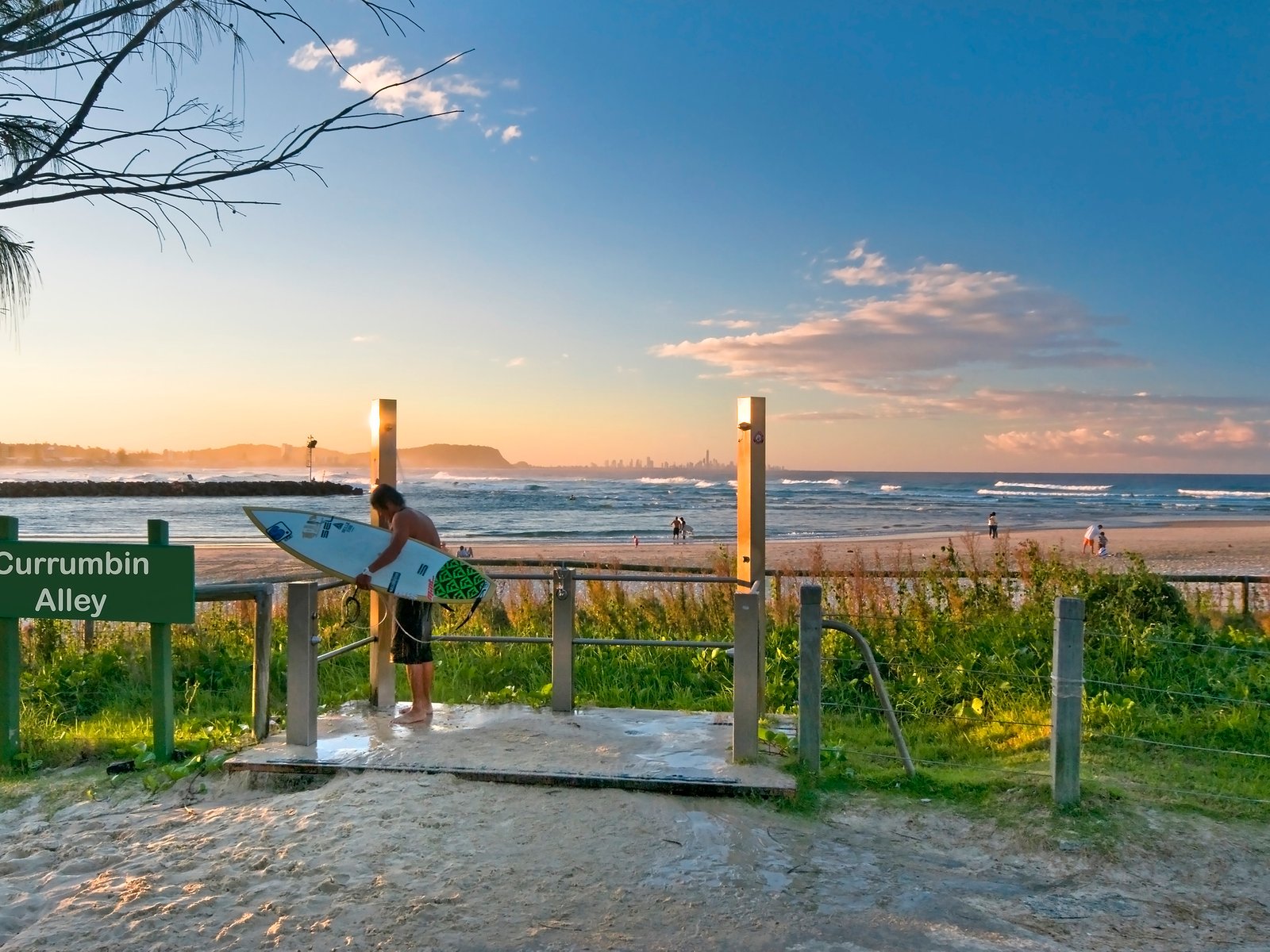 60 Michel Drive CURRUMBIN WATERS 16