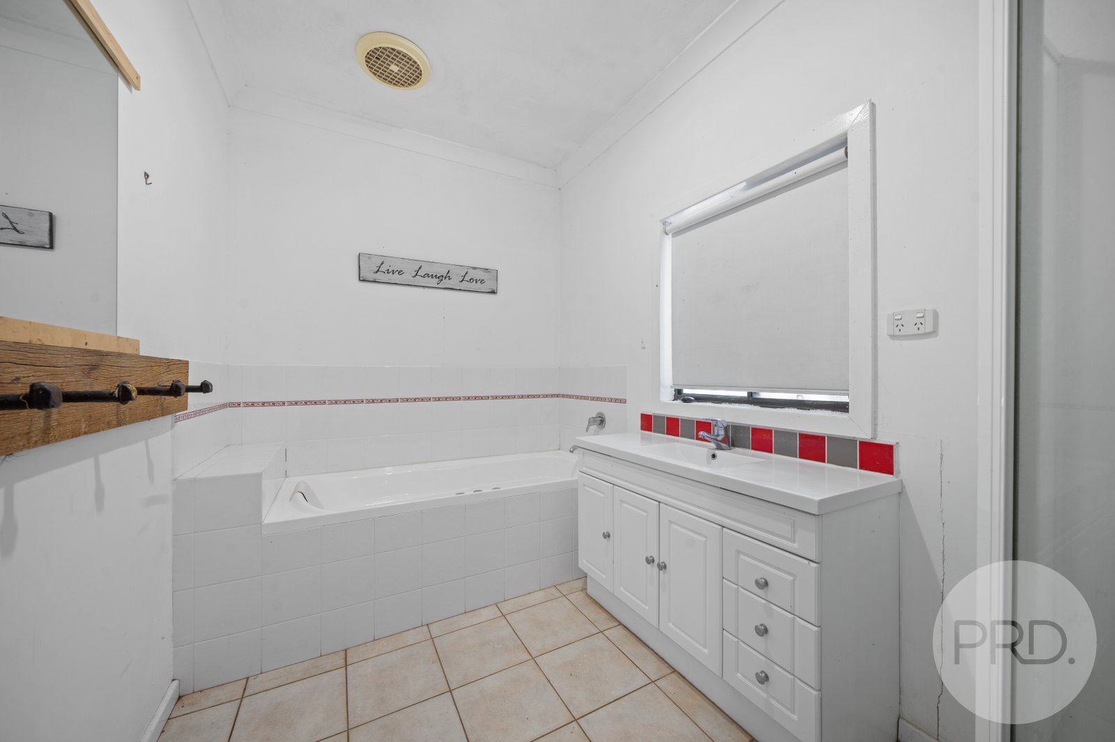 60 Milbrulong Tip Road MILBRULONG 11