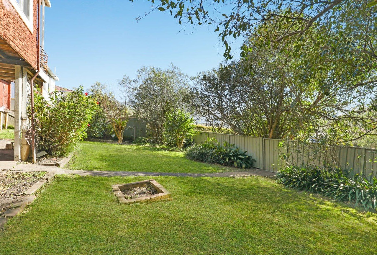 60 Mt Keira Road WEST WOLLONGONG 6