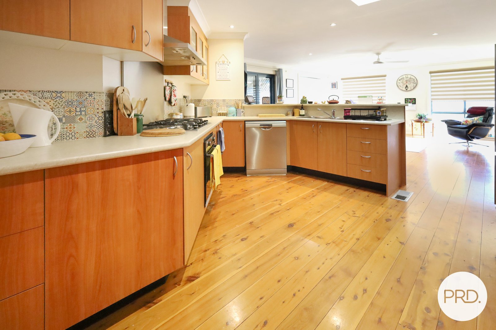 60 Northstoke Way ORANGE 5