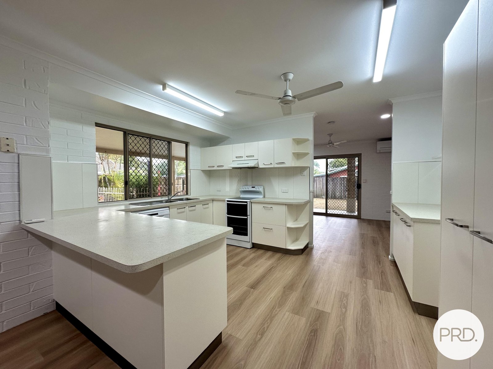 60 O'Brien Esplanade SHOAL POINT 5