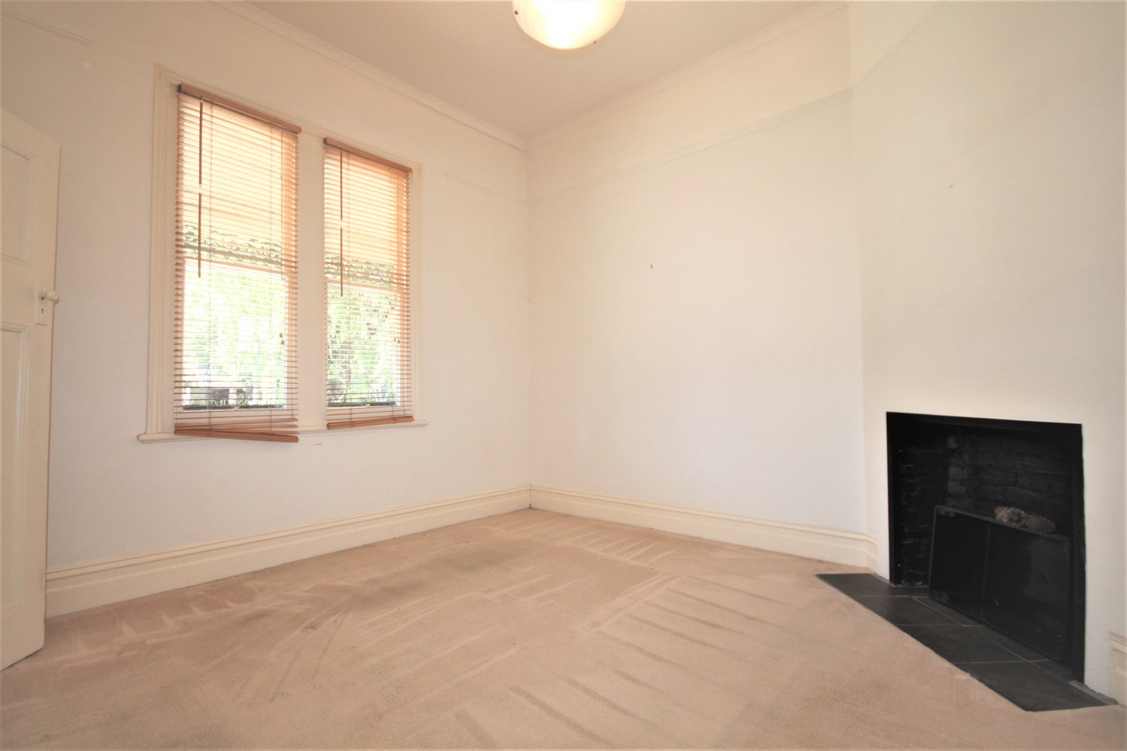 Gallery: 60 Raglan Street