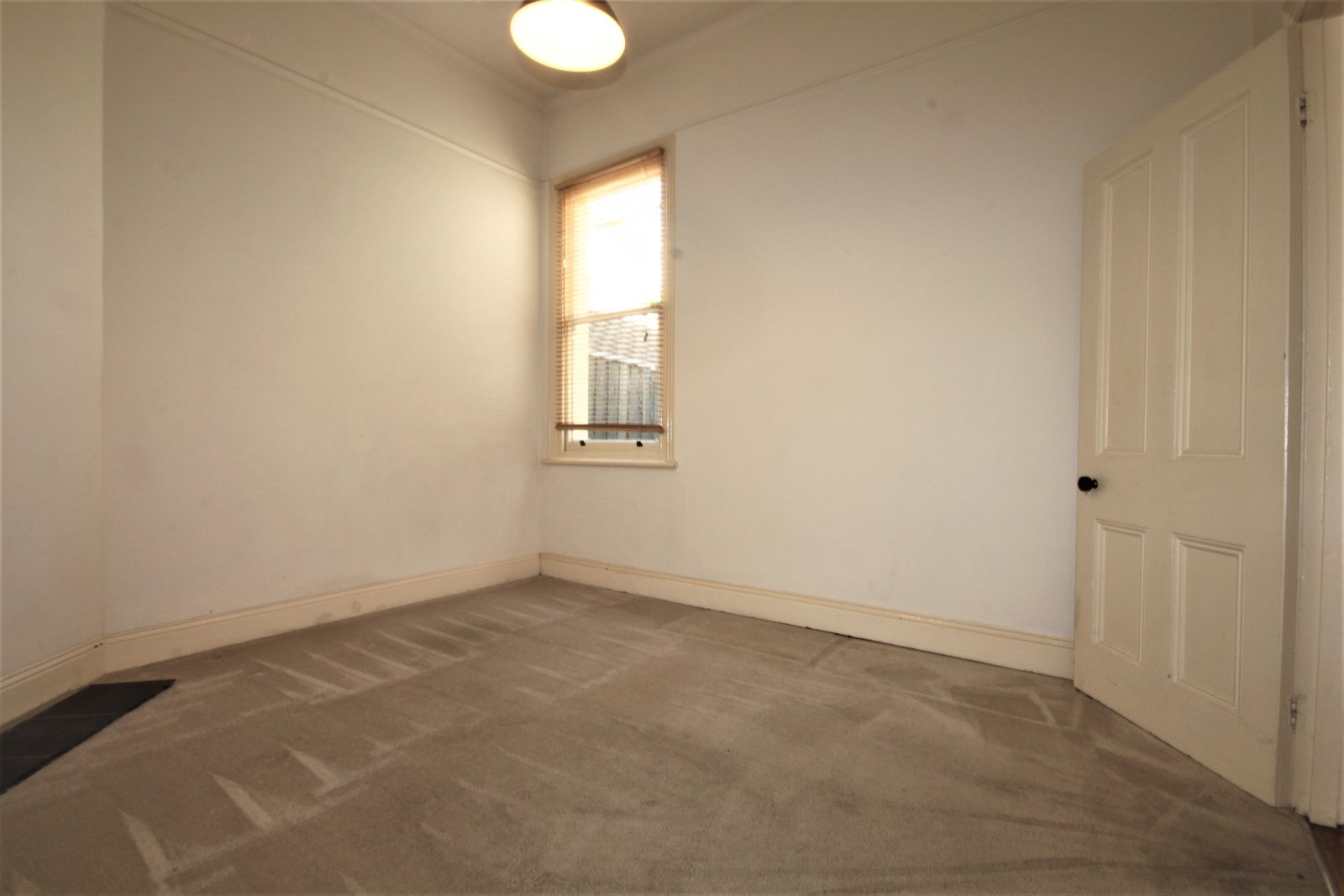 Gallery: 60 Raglan Street