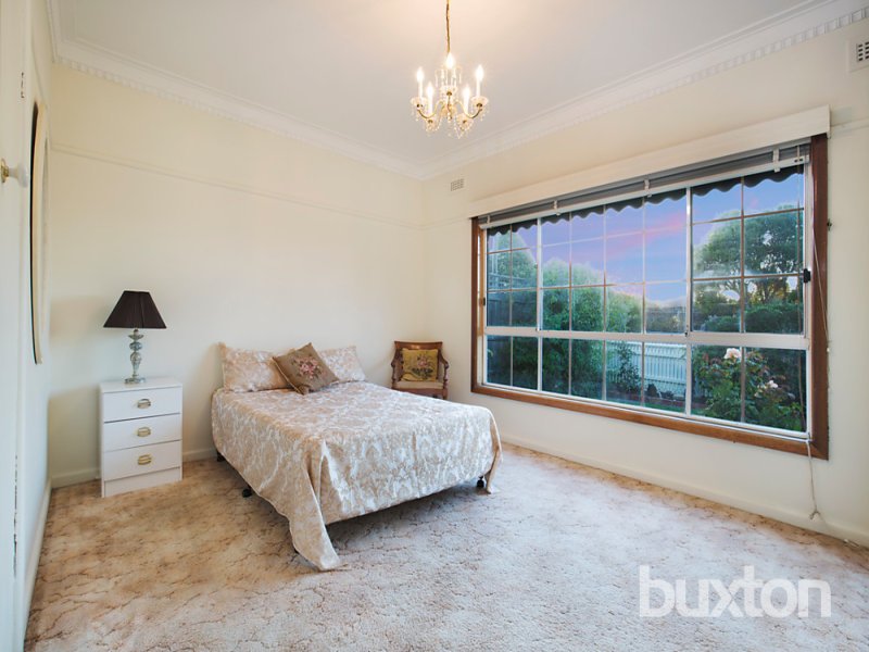 Gallery: 60 Railway Crescent