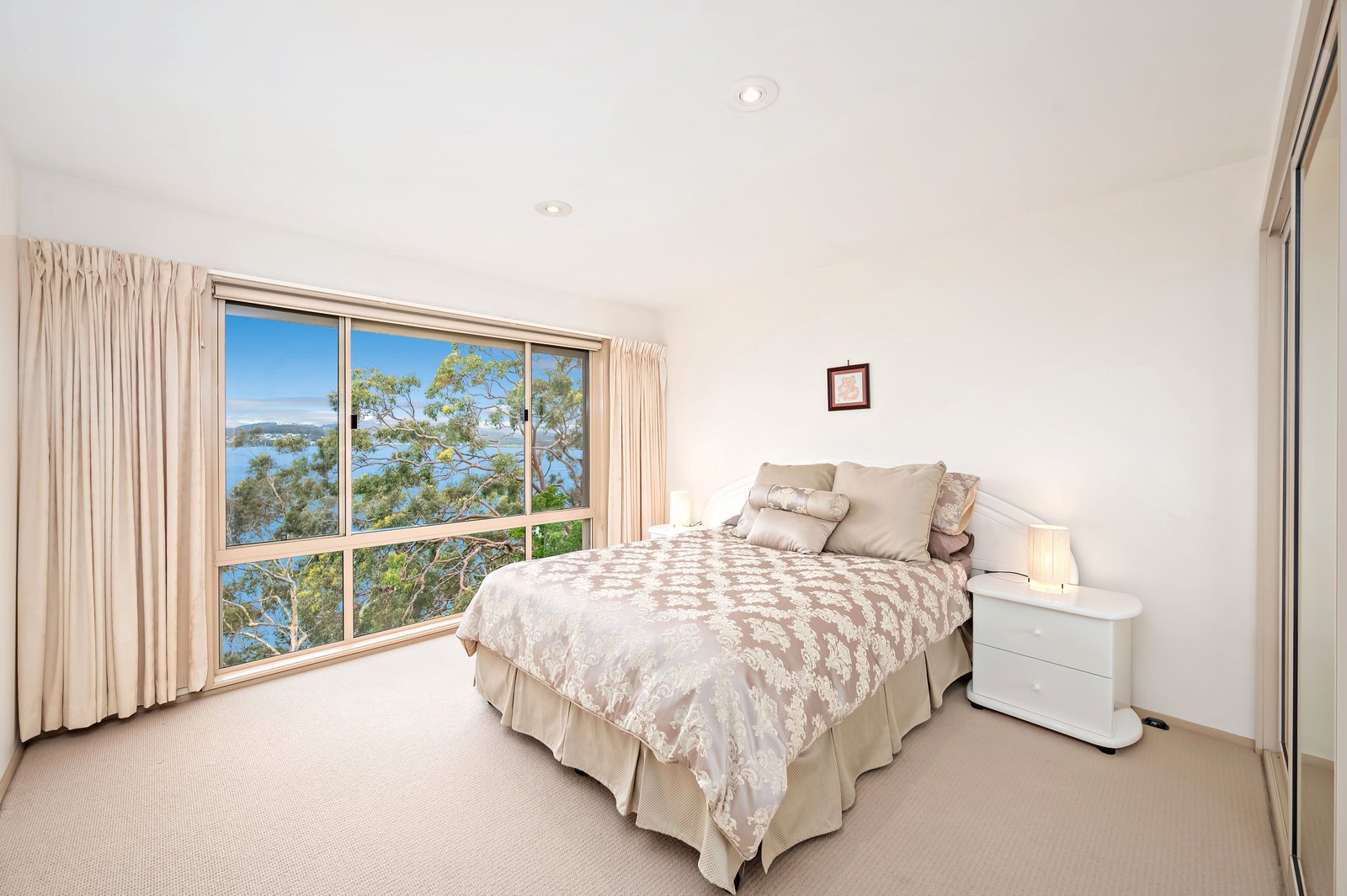 60 Randall Drive SALAMANDER BAY 19